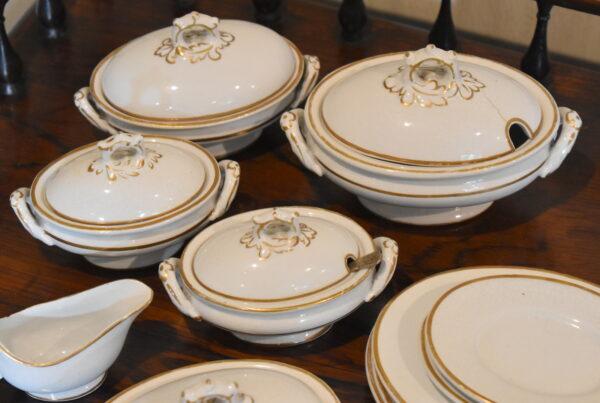 Extensive Victorian child’s toy dinner service - Image 6