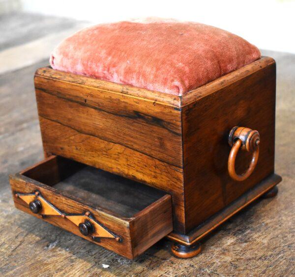 Small Georgian Rosewood pincushion workbox - Image 3