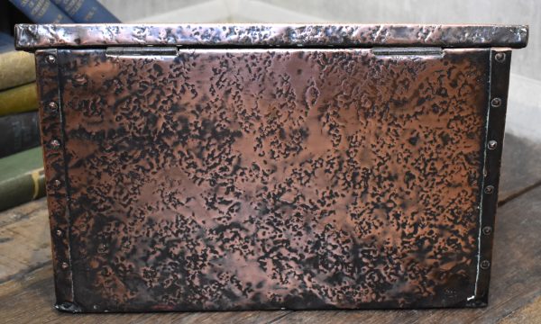 Arts and Crafts copper slipper box - Image 5