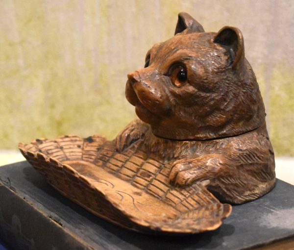 Black Forest carved wood inkwell in the form of a cat - Image 6