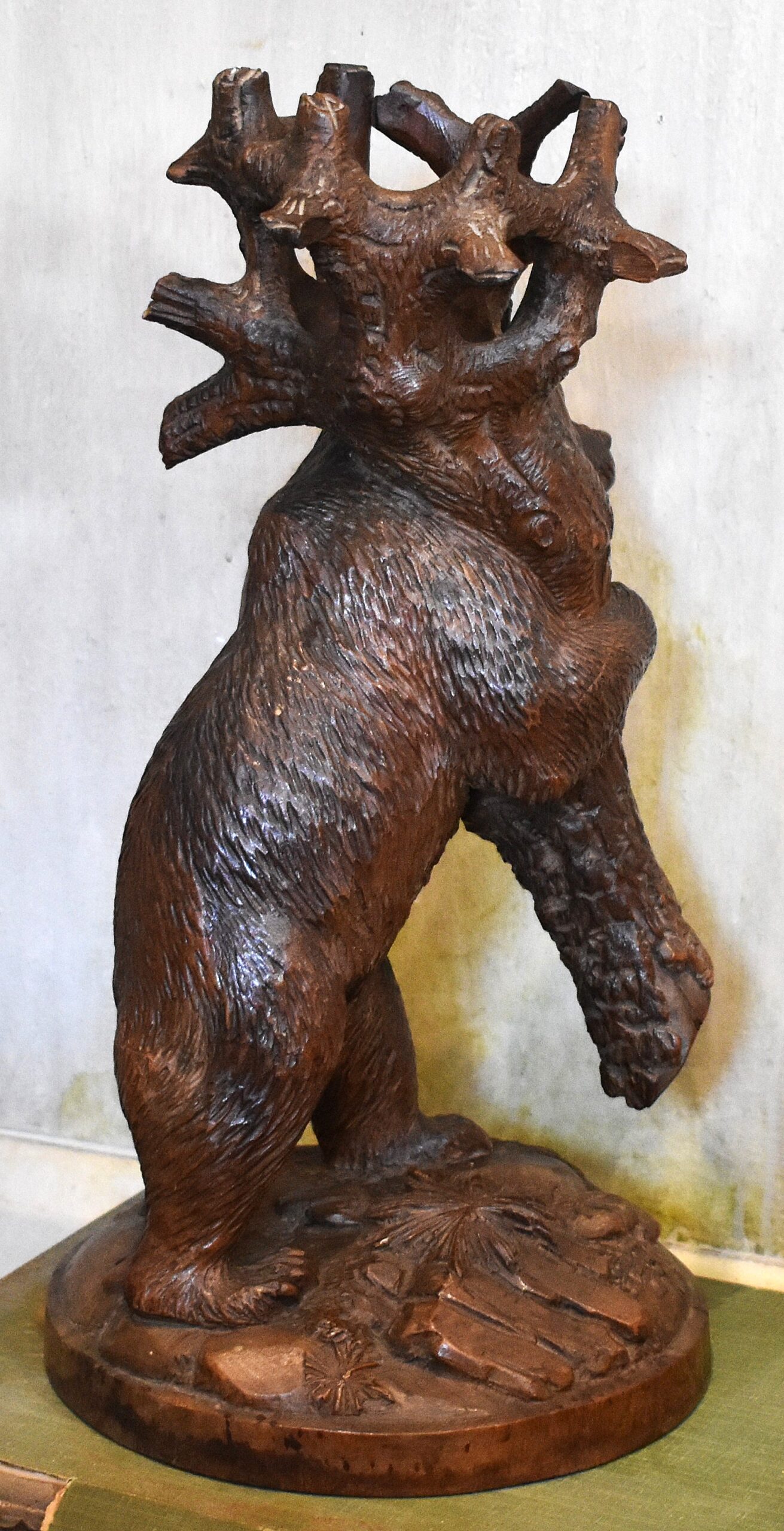 Black Forest carved wood bear - Image 5