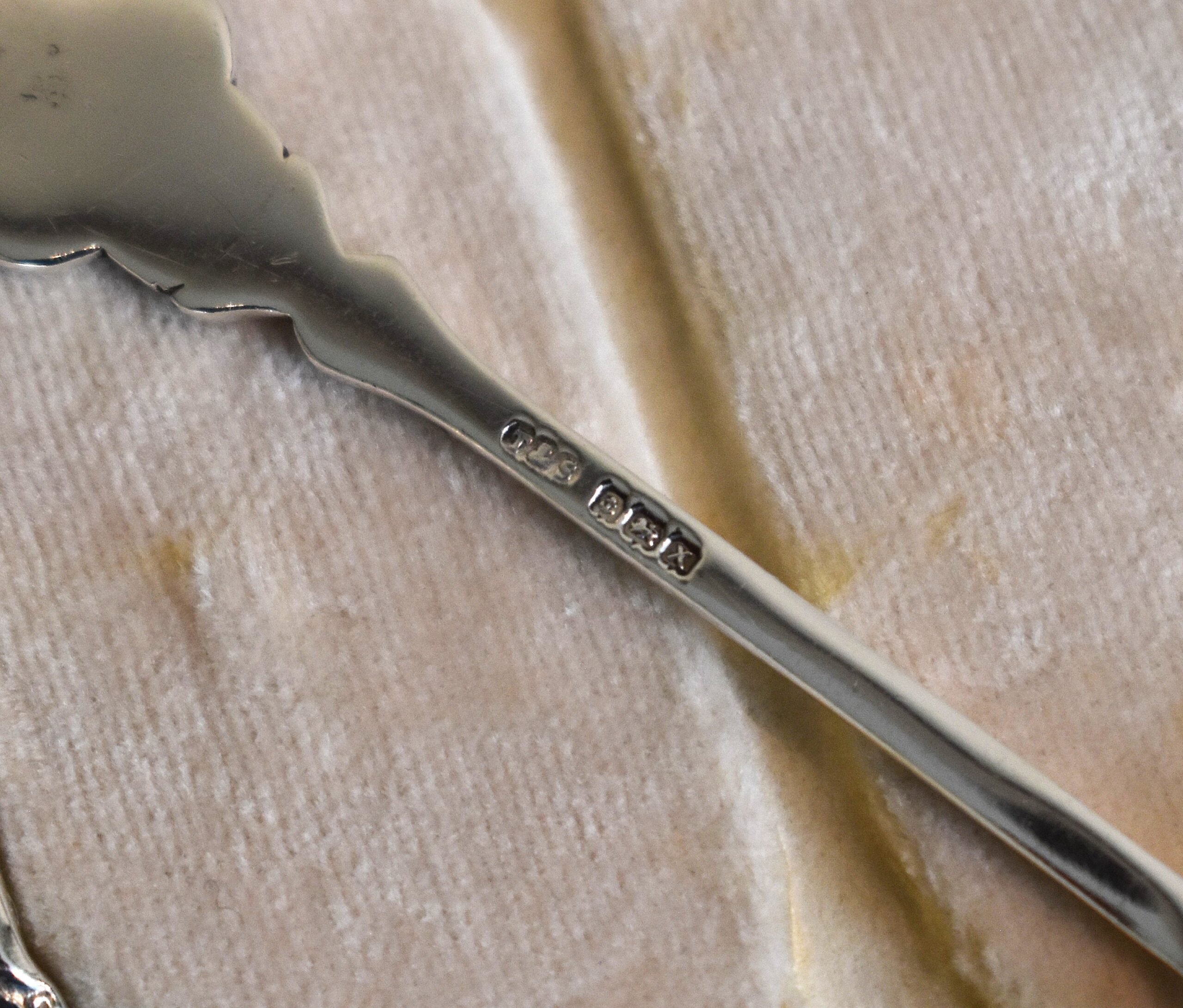 Set of four silver card suits spoons - Image 3